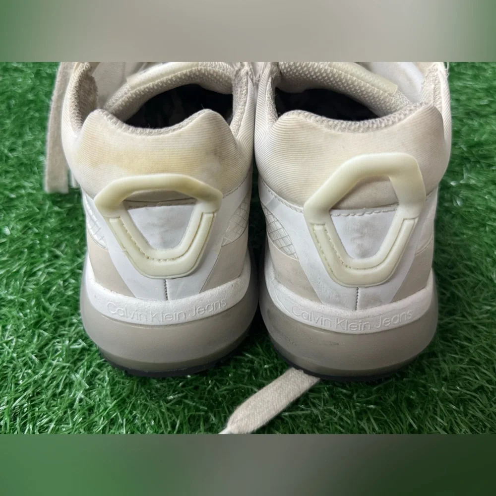 Calvin Klein‎ Women Sneakers Size 8.5